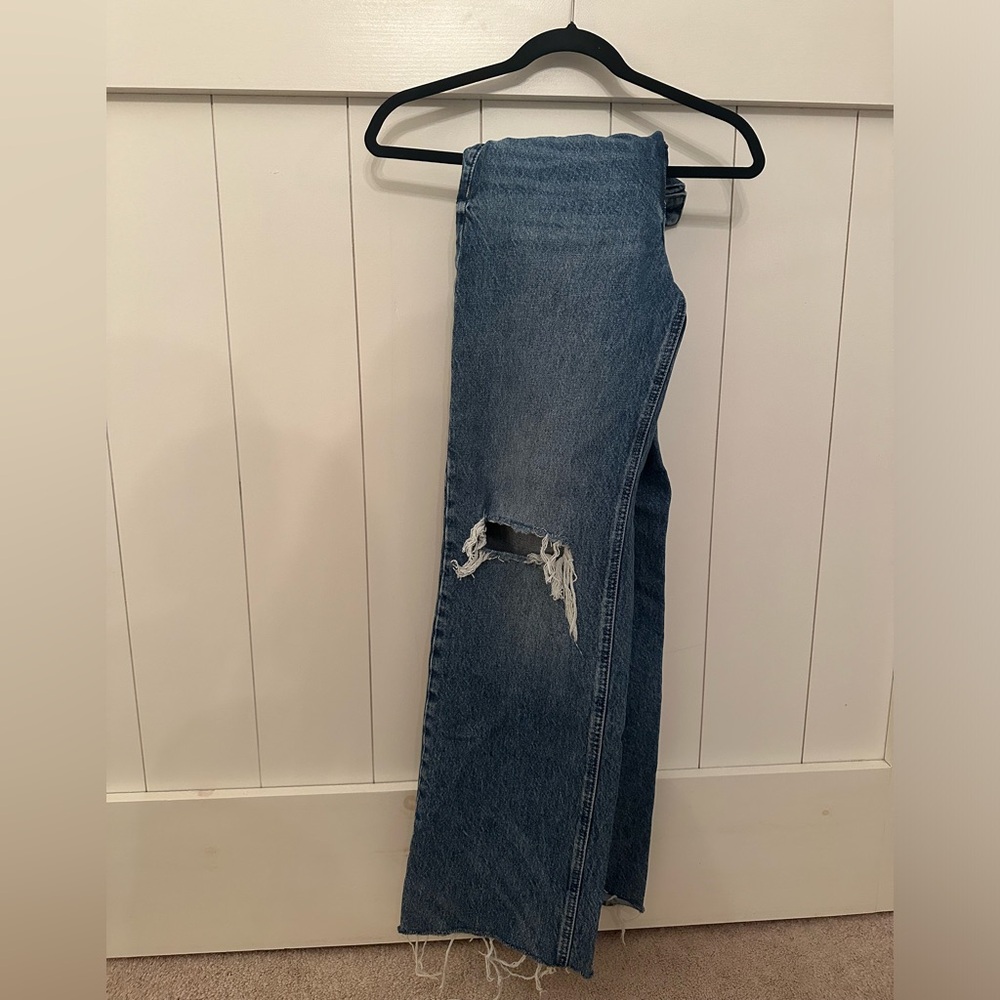 Zara Distressed High Waisted Jeans